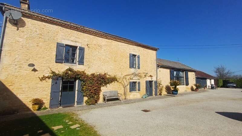 Maison à SAINTE-ALVERE