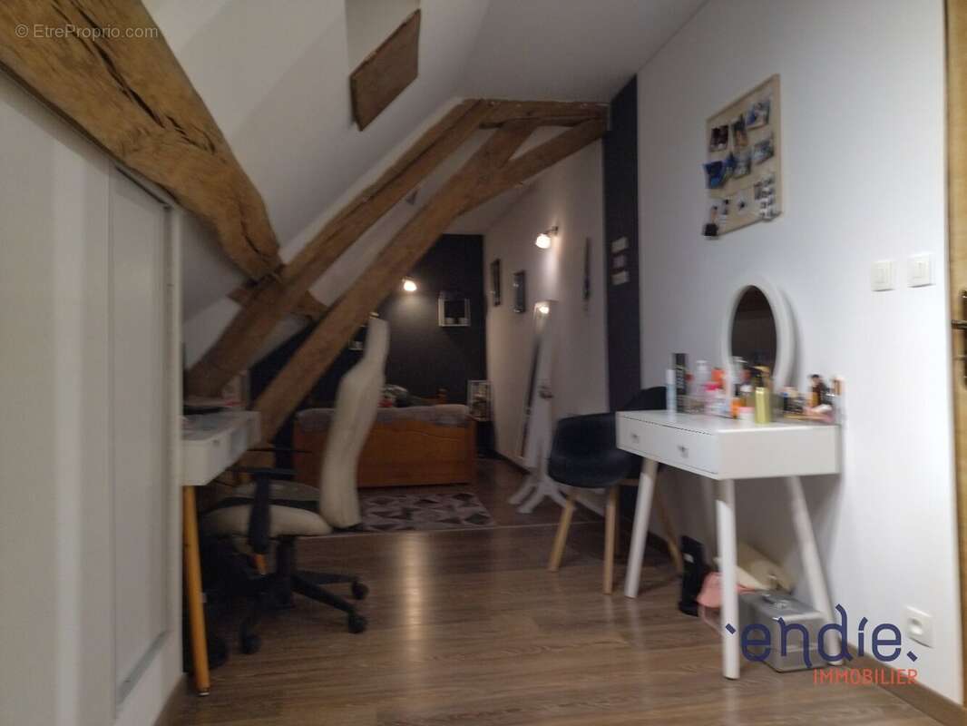 Maison à SAINT-SULPICE