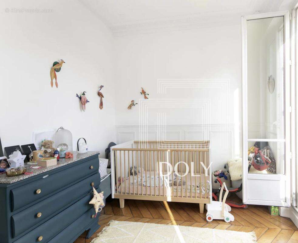 Appartement à PARIS-10E