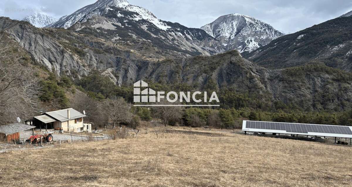 Maison à PRADS-HAUTE-BLEONE