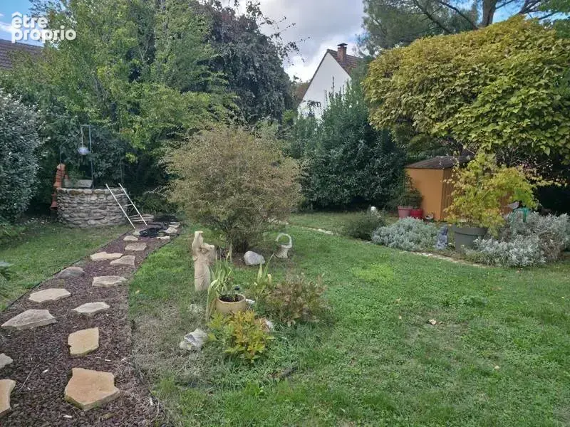 Maison de 5 pièces principales - photo 3