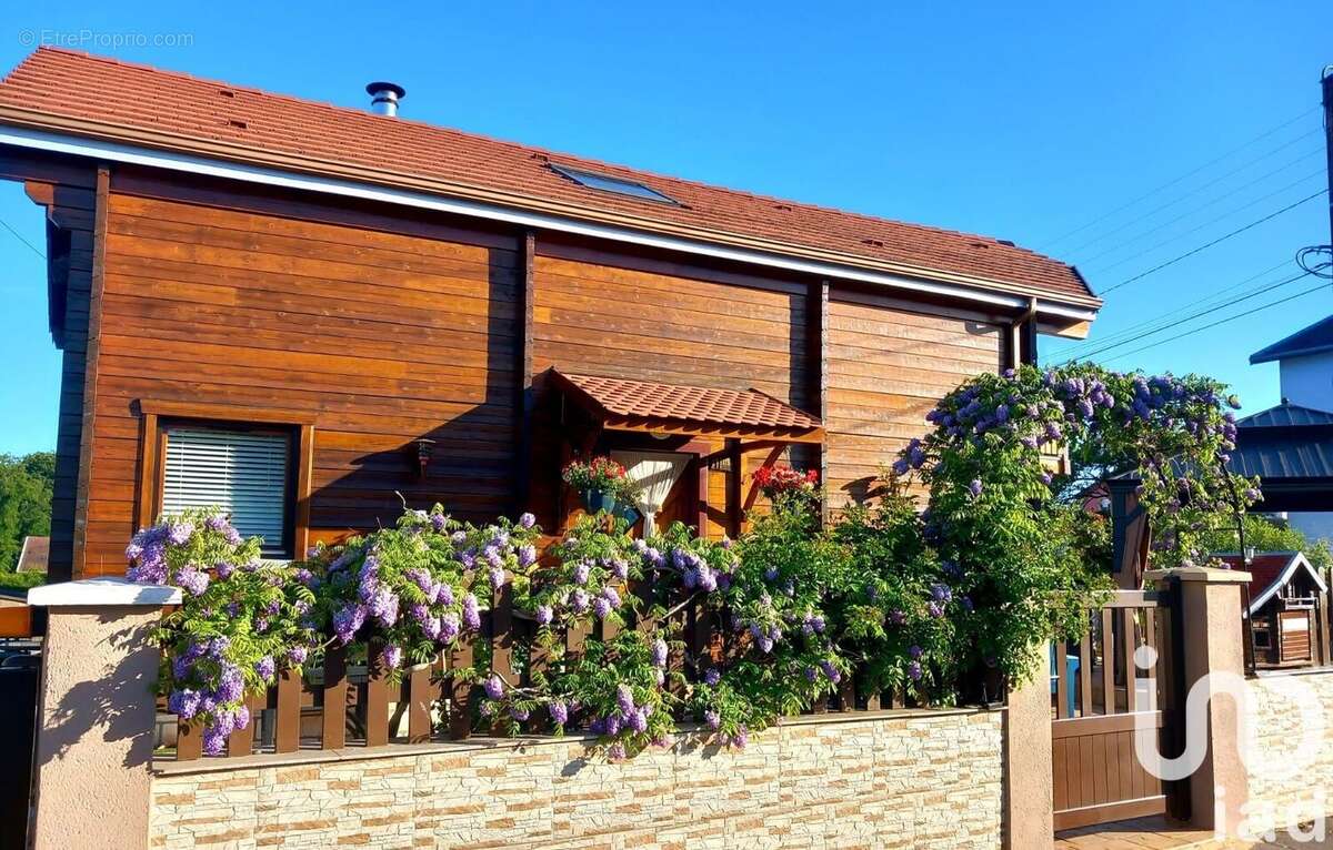 Photo 2 - Maison à HAUCOURT-MOULAINE