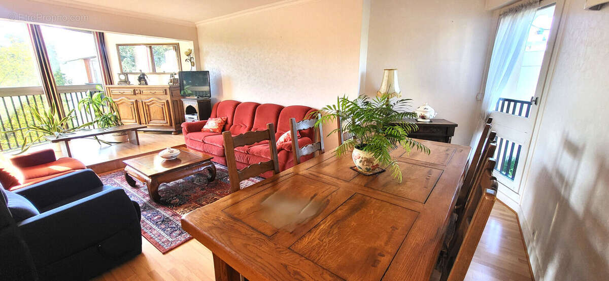 Appartement à LE CHESNAY