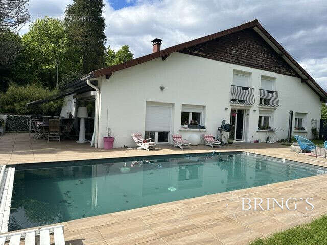Maison à LE THILLOT