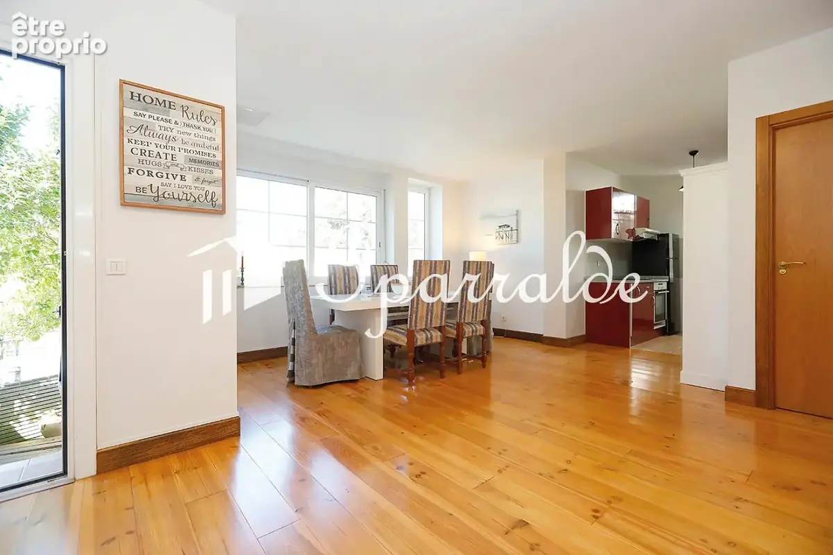 CENTRE-VILLE   T3 72 m2 avec terrasse, jardin et caves - photo 5