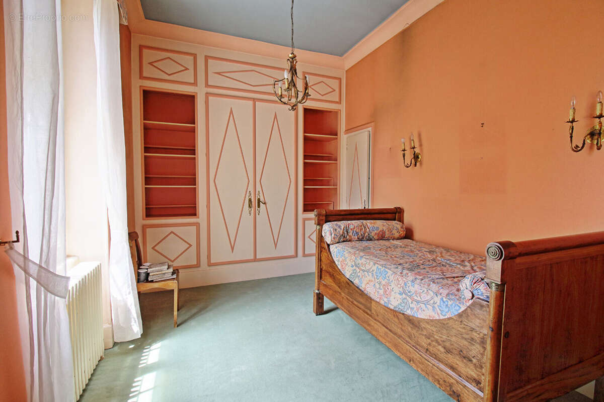 Maison à LA COTE-SAINT-ANDRE