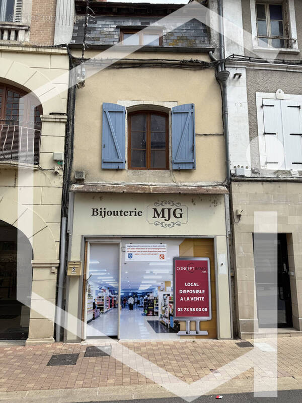Appartement à COSNE-COURS-SUR-LOIRE