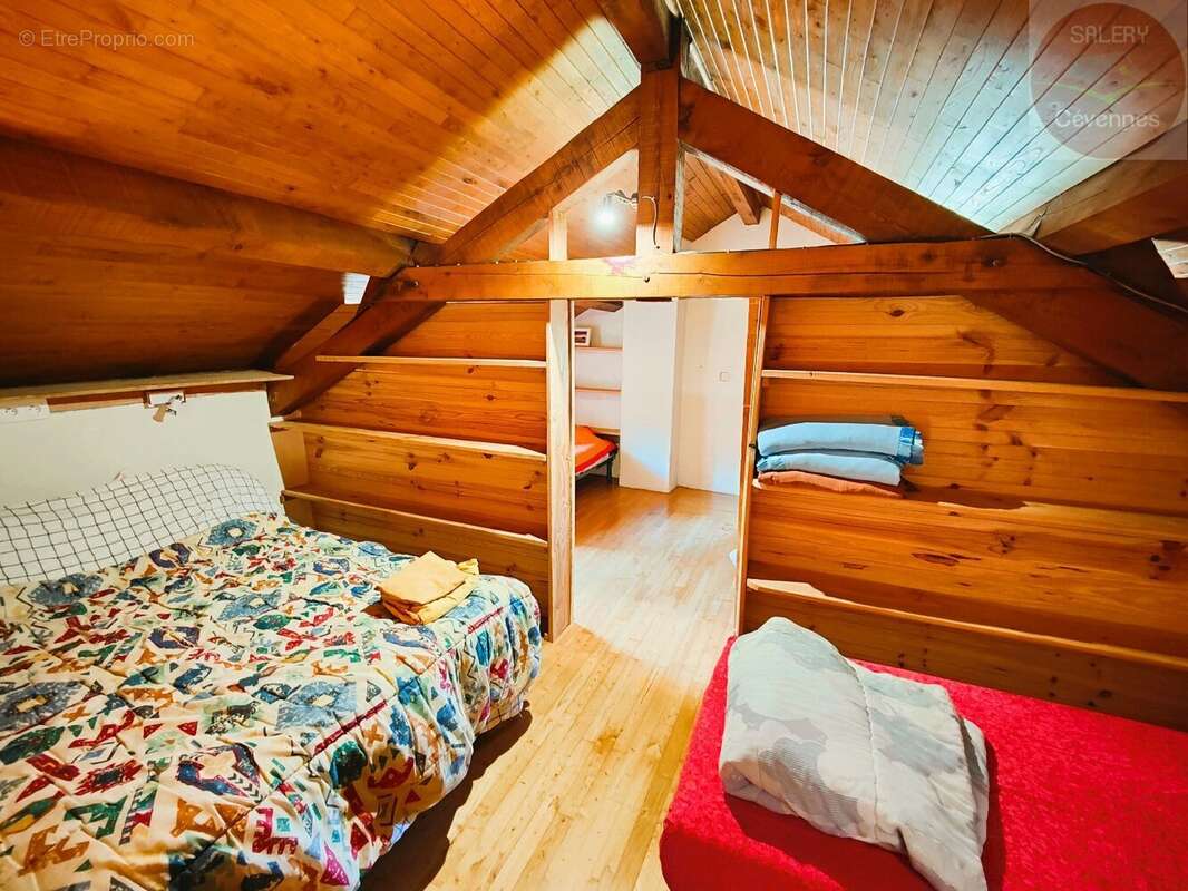 Maison à LES BONDONS