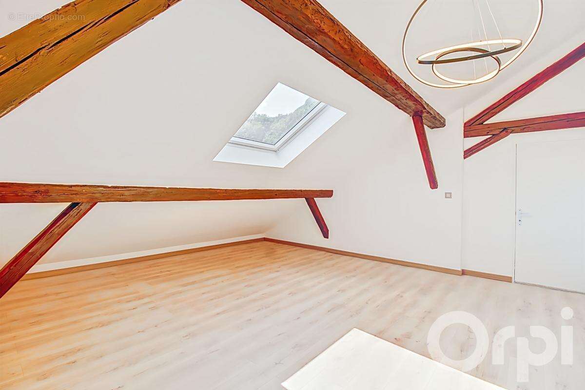 Appartement à MARIGNIER