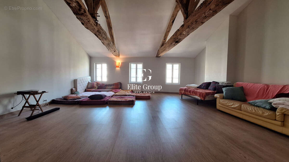 Maison à CHATEAUNEUF-SUR-CHARENTE