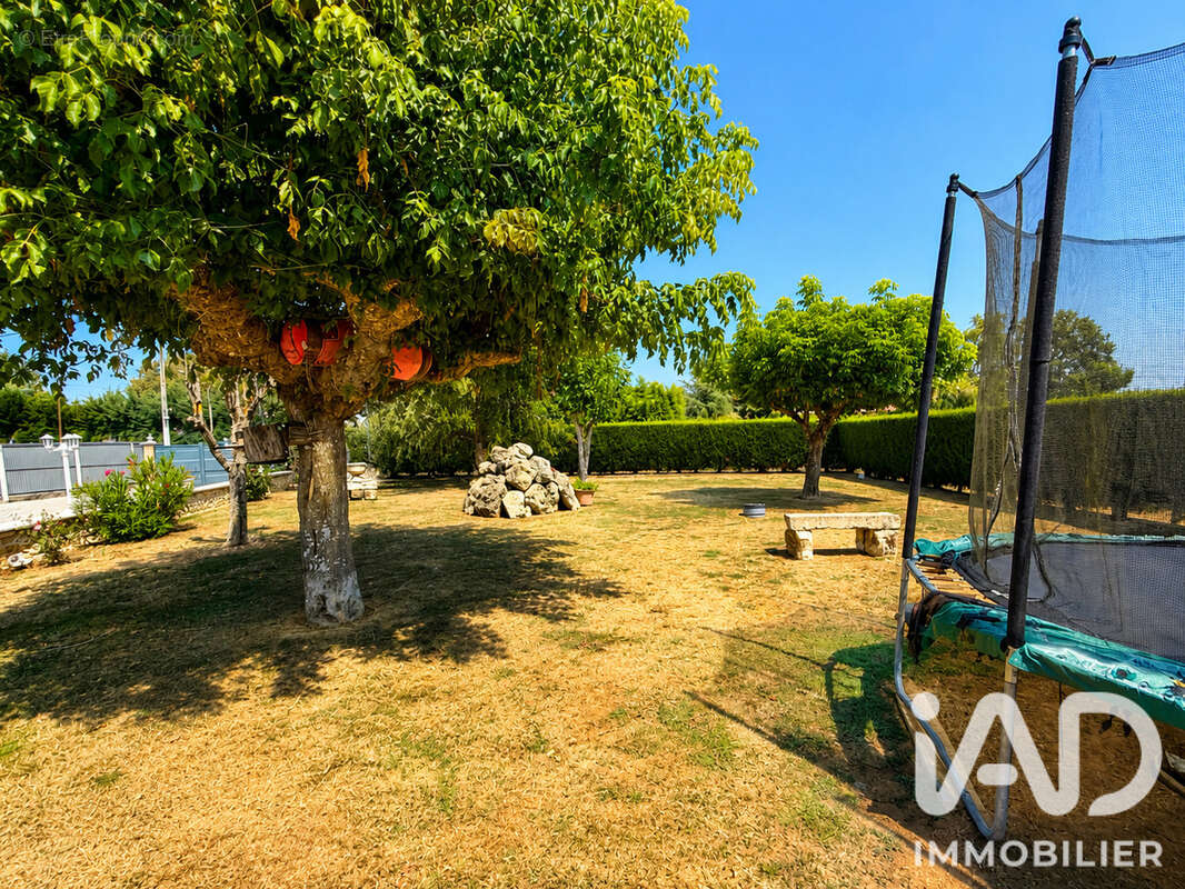 Maison 120 m² à Targon  - photo 2