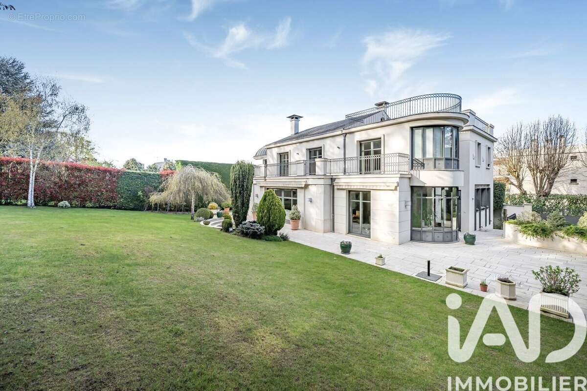 Photo 9 - Maison à VILLE-D'AVRAY