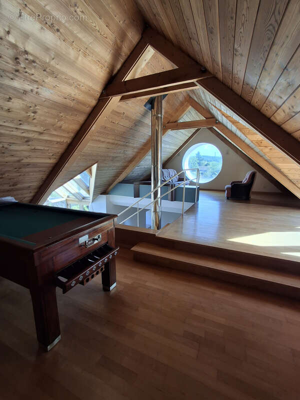 Maison à CHATELGUYON