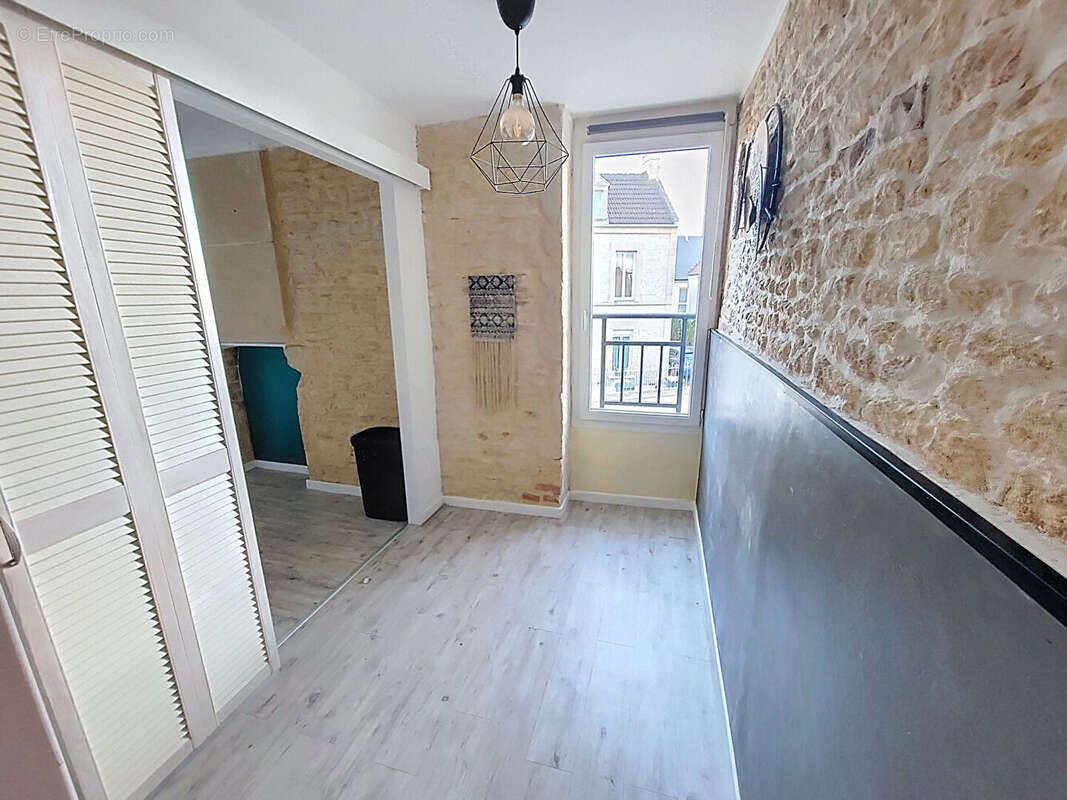 Maison à OUISTREHAM