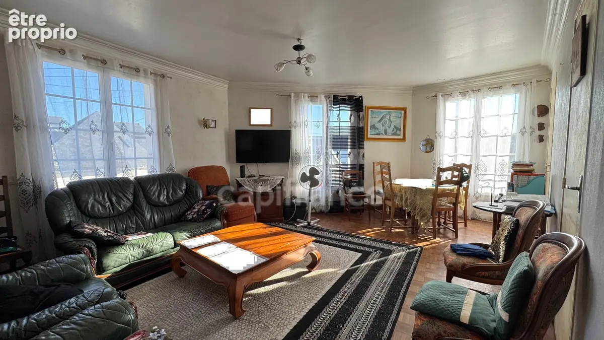 Appartement à CARHAIX-PLOUGUER