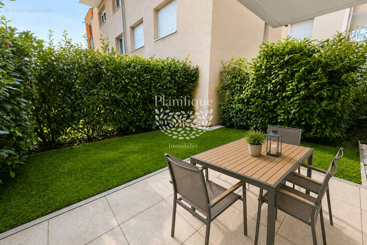 T2 rez de jardin a Cranves Sales - photo 7