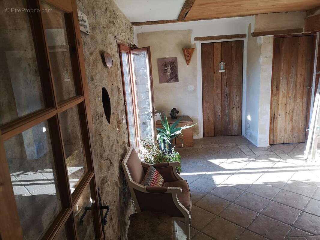 Propriété à vendre proche de Marciac: Maison 4 chambres, à finir de rénover. Cachée et isolée, on y accède par un long chemin. T - photo 9