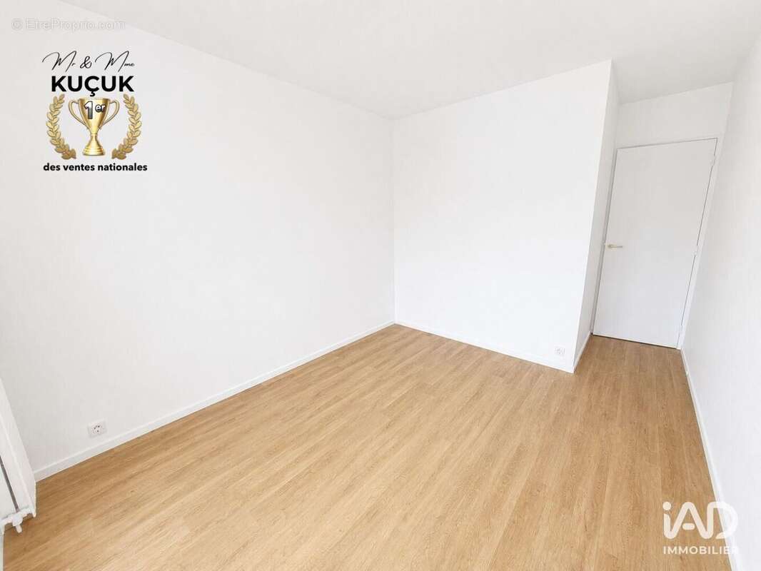 Photo 6 - Appartement à FLEURY-LES-AUBRAIS