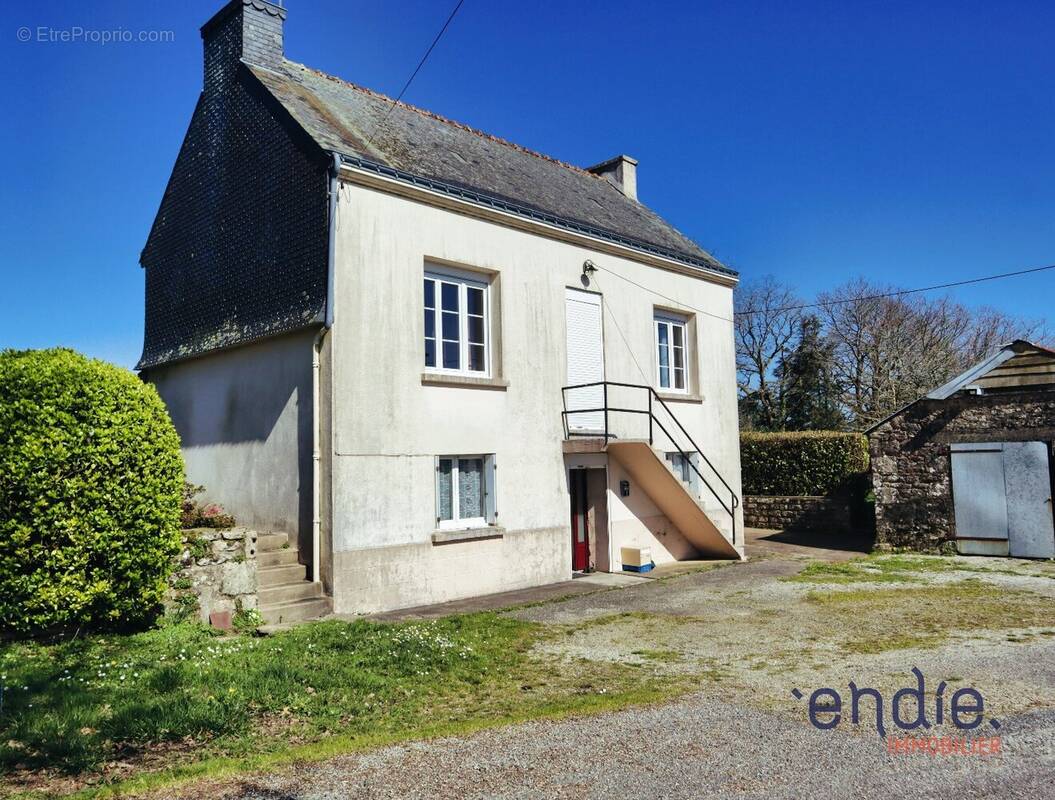 Maison à BUBRY
