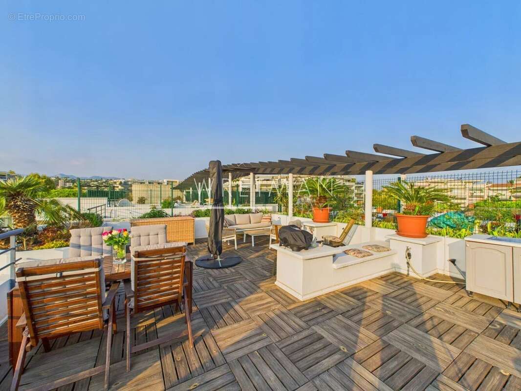 Appartement à CAGNES-SUR-MER