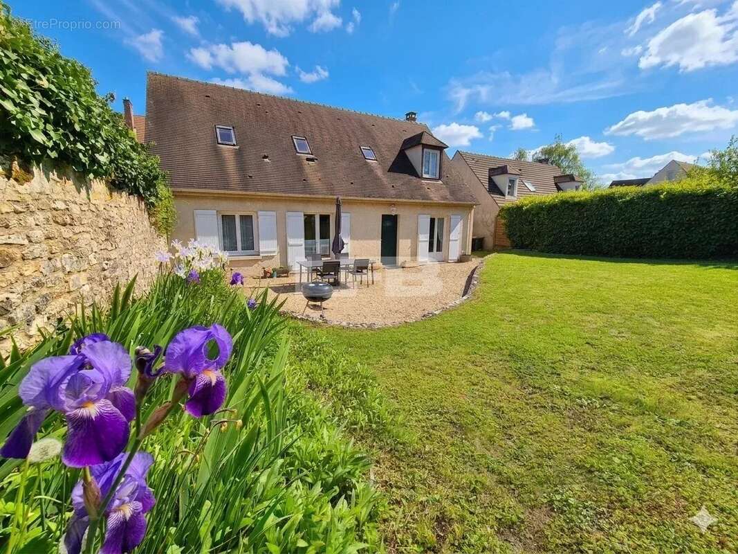 Maison à SENLIS