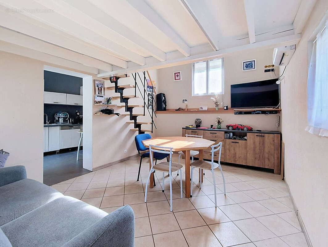 Maison Saint Etienne Des Oullieres 2 pièce(s) 36 m2 - photo 3