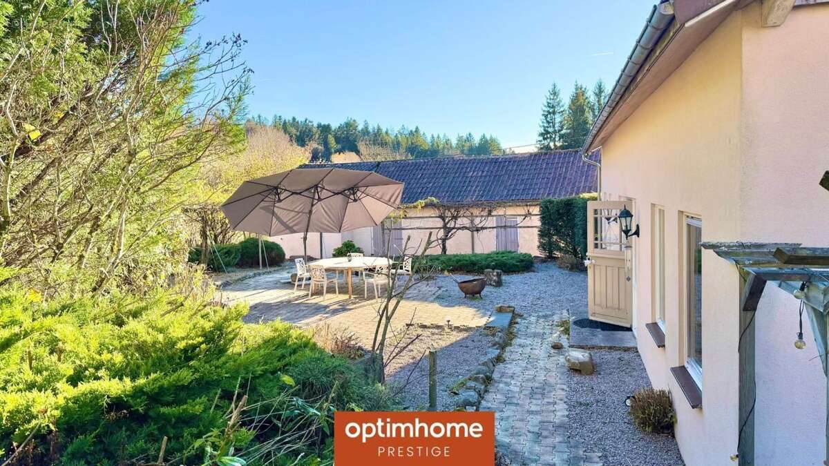 Domaine – 268 m² – 6 chambres et 6 salles de bain – Terrain 8 730 m² – Proche Gérardmer – Champdray - photo 29