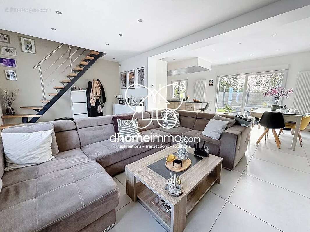 Maison à ROOST-WARENDIN