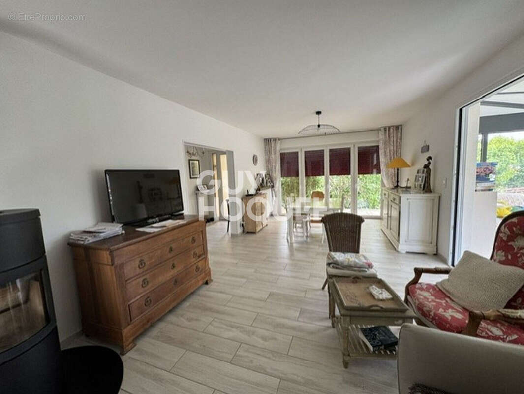 Maison Sezanne 5 pièce(s) 130 m2 - photo 2