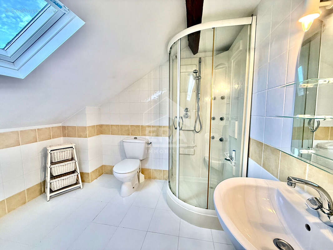 Maison à FLEURY-LES-AUBRAIS