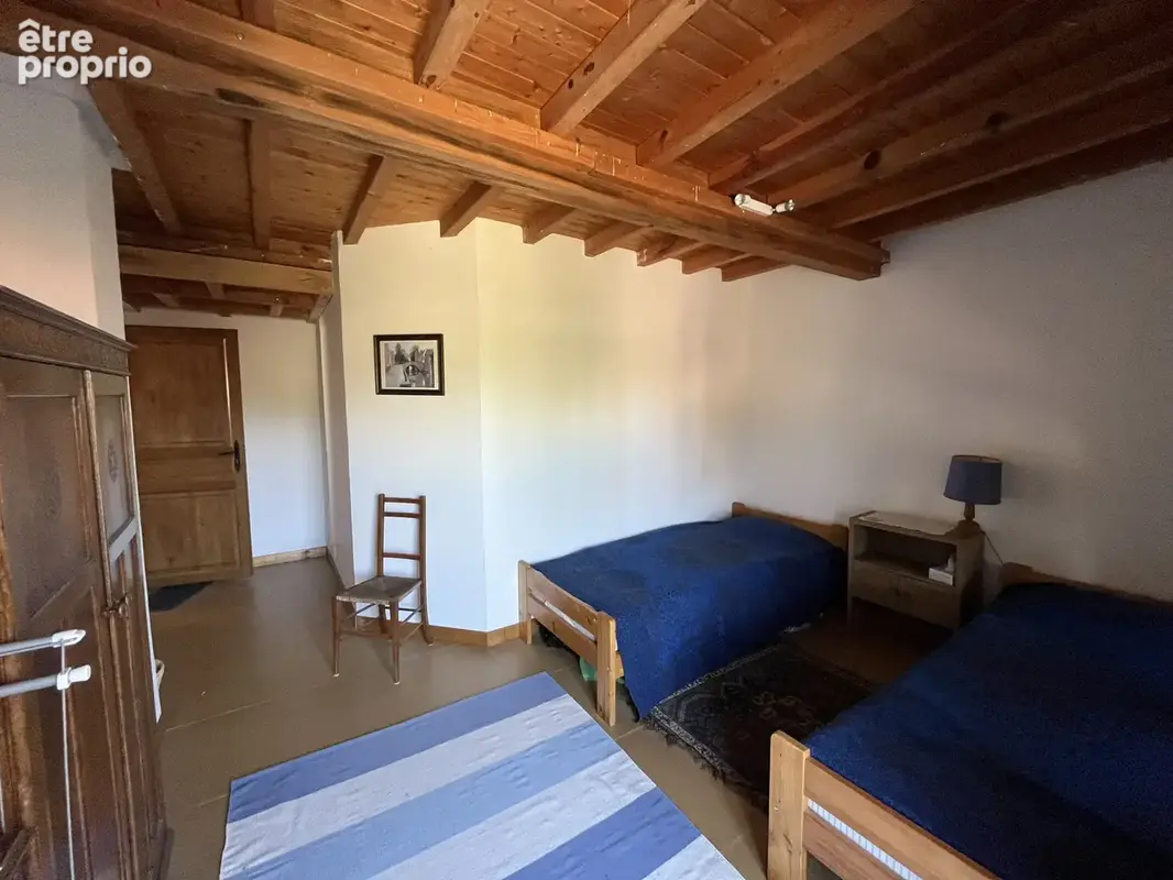 Propriete renovee avec plus de 25 hectares - photo 18