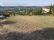 Terrain à SAINT-LAURENT-LES-TOURS