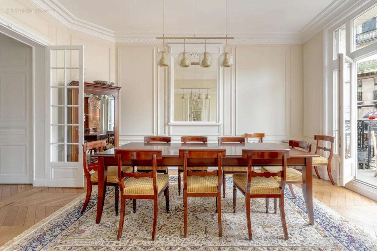 Bel haussmannien de 112 m² à Neuilly-sur-Seine - photo 13