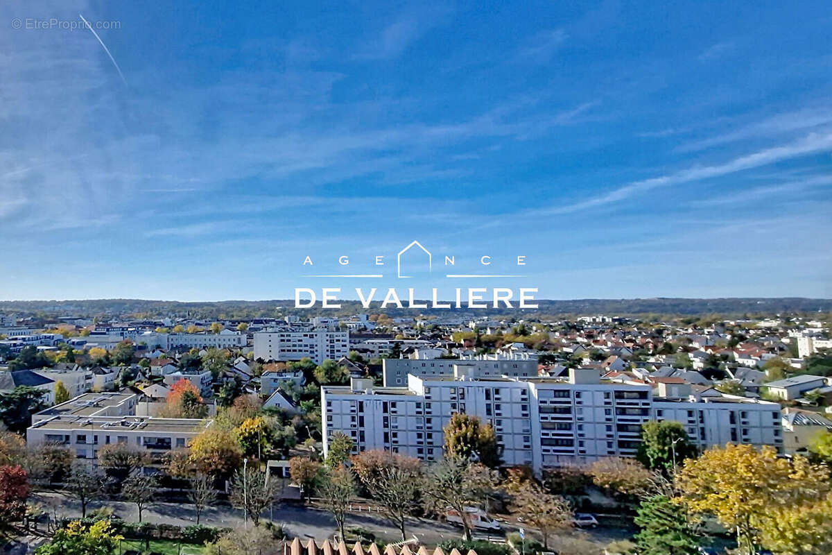 Appartement à NANTERRE