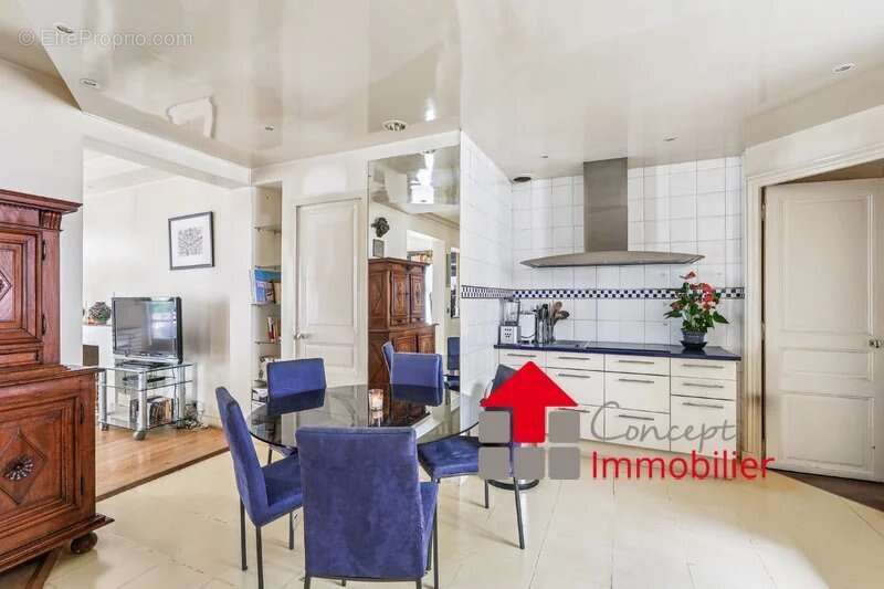 Appartement à PARIS-17E
