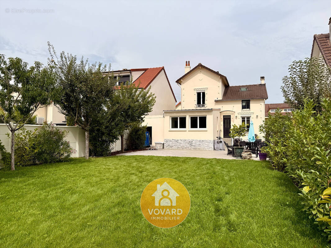 Maison à SAINT-BRICE-SOUS-FORET