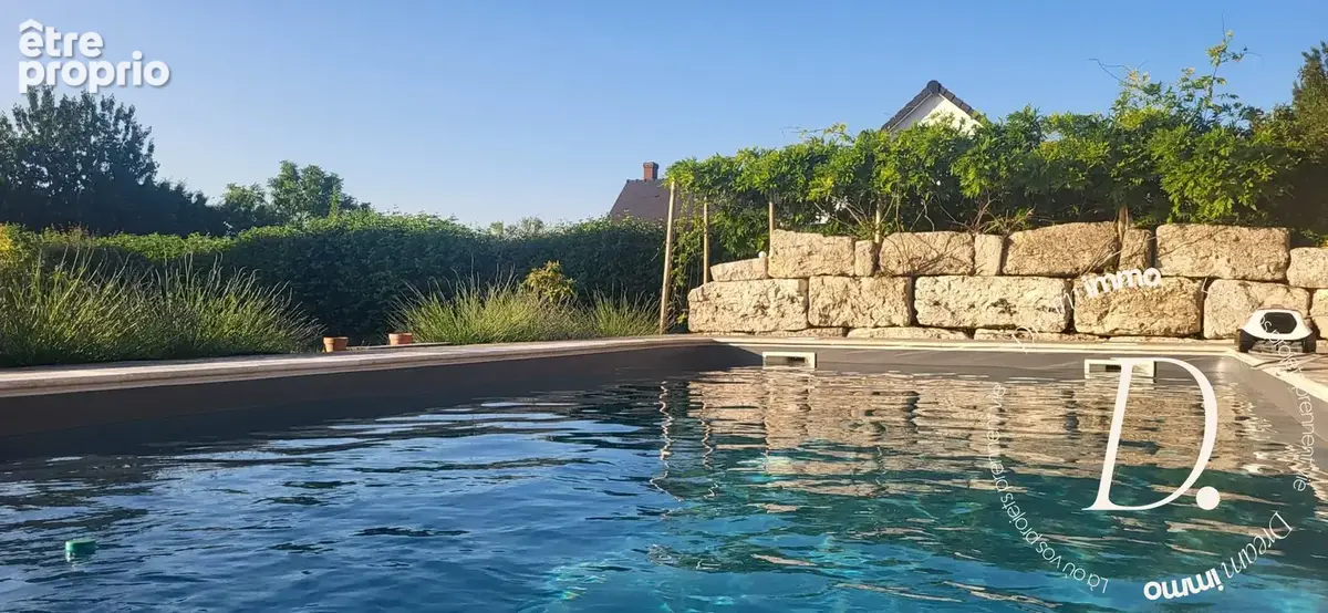 Piscine aménagée 
