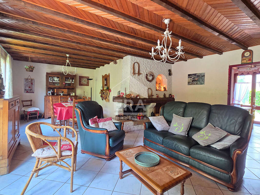 Maison à PIERREFITTE-NESTALAS