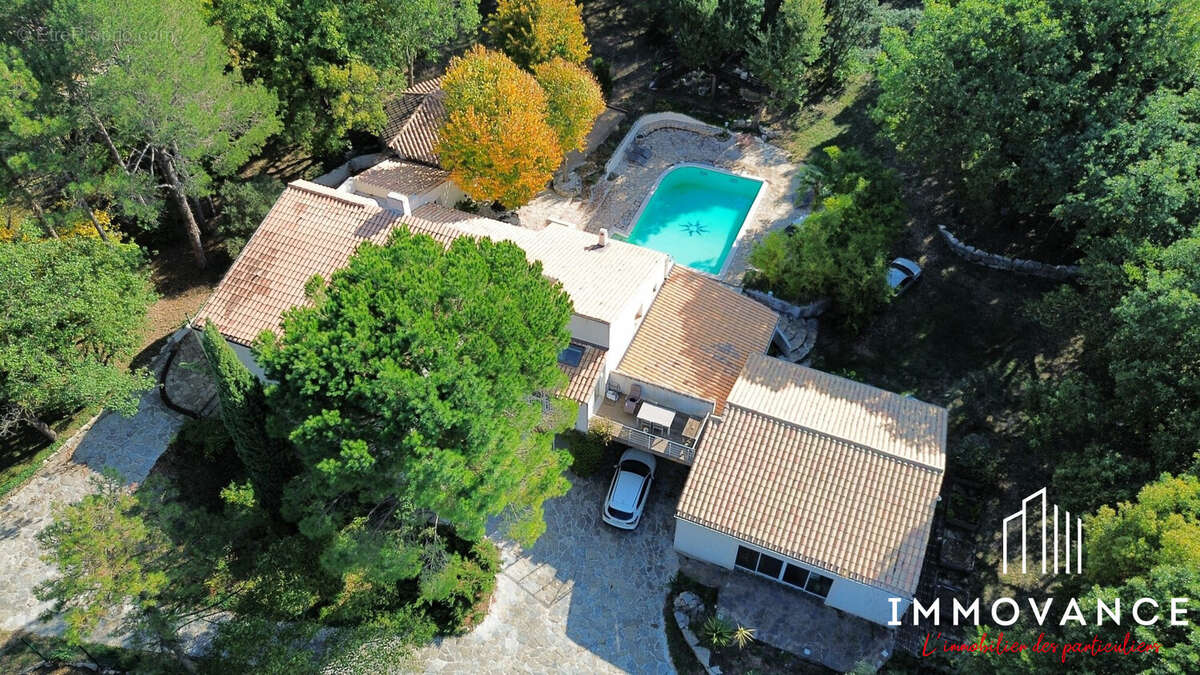 Maison à VAILHAUQUES