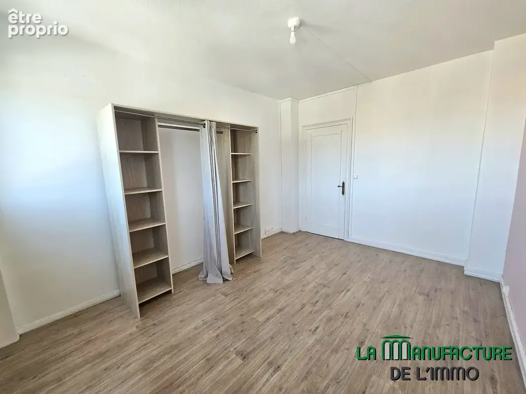 Saint etienne bergson cite du design - t4 au 7eme etage avec grand balcon - photo 11
