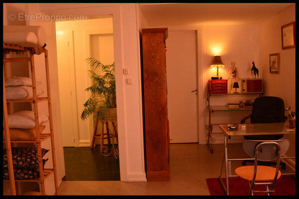 Appartement à COINCHES