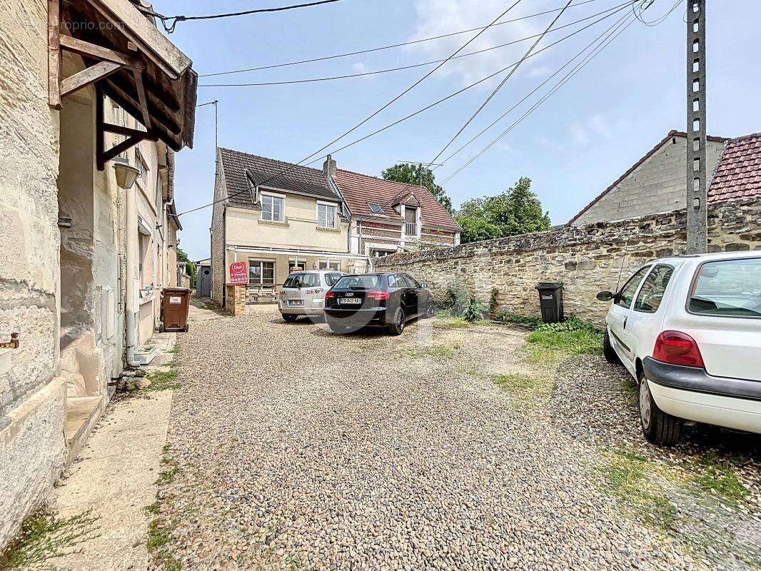 Maison à MOUY