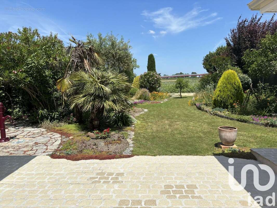 Photo 2 - Maison à LIBOURNE