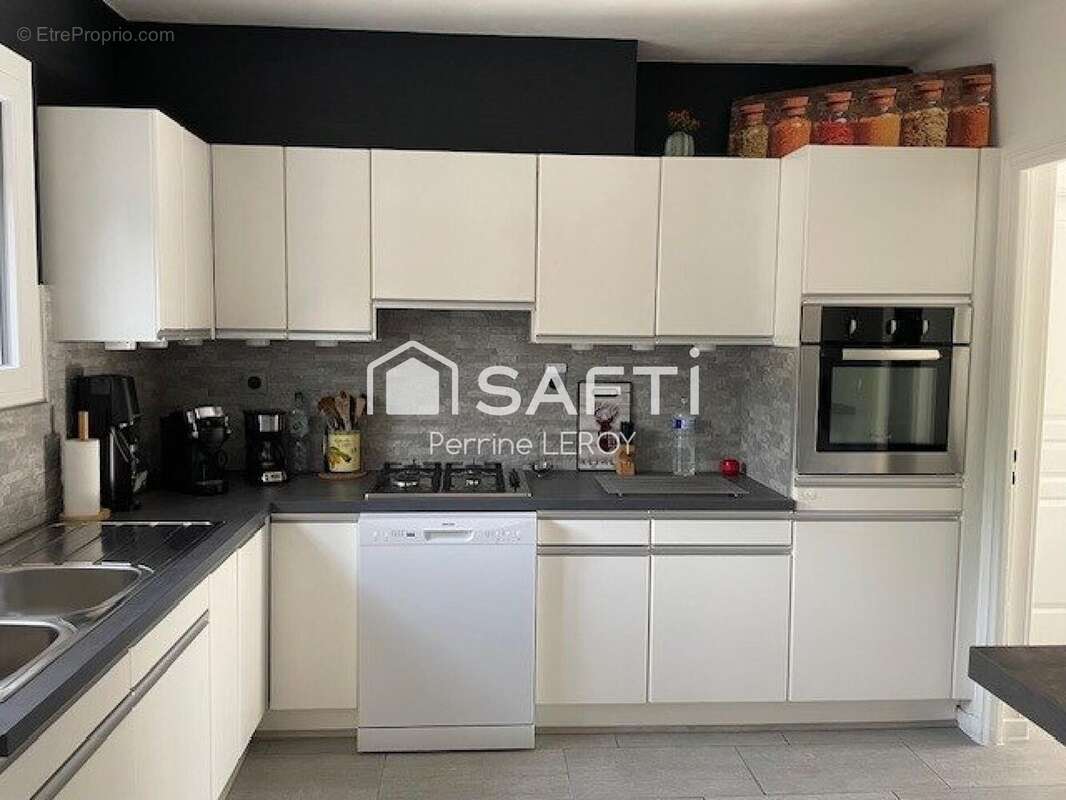 Photo 8 - Maison à LE MUY