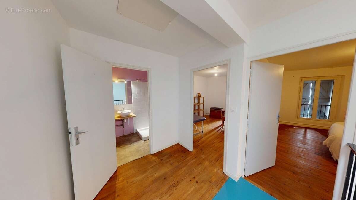 Rabastens, proche centre ville, maison T3 - photo 10