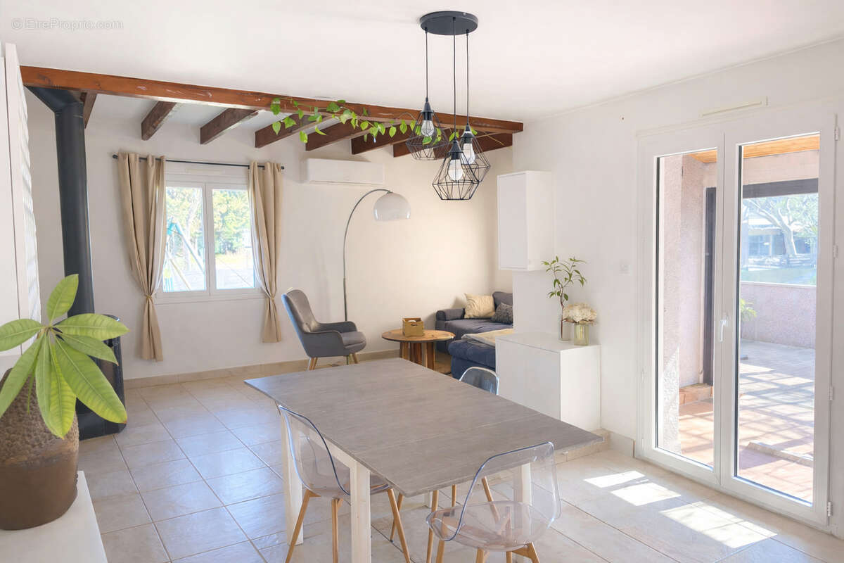 Maison à VALLON-PONT-D'ARC