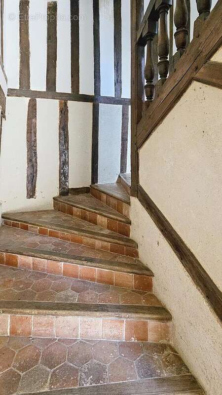 Appartement 63 m² à La Ville-Du-Bois  - photo 9