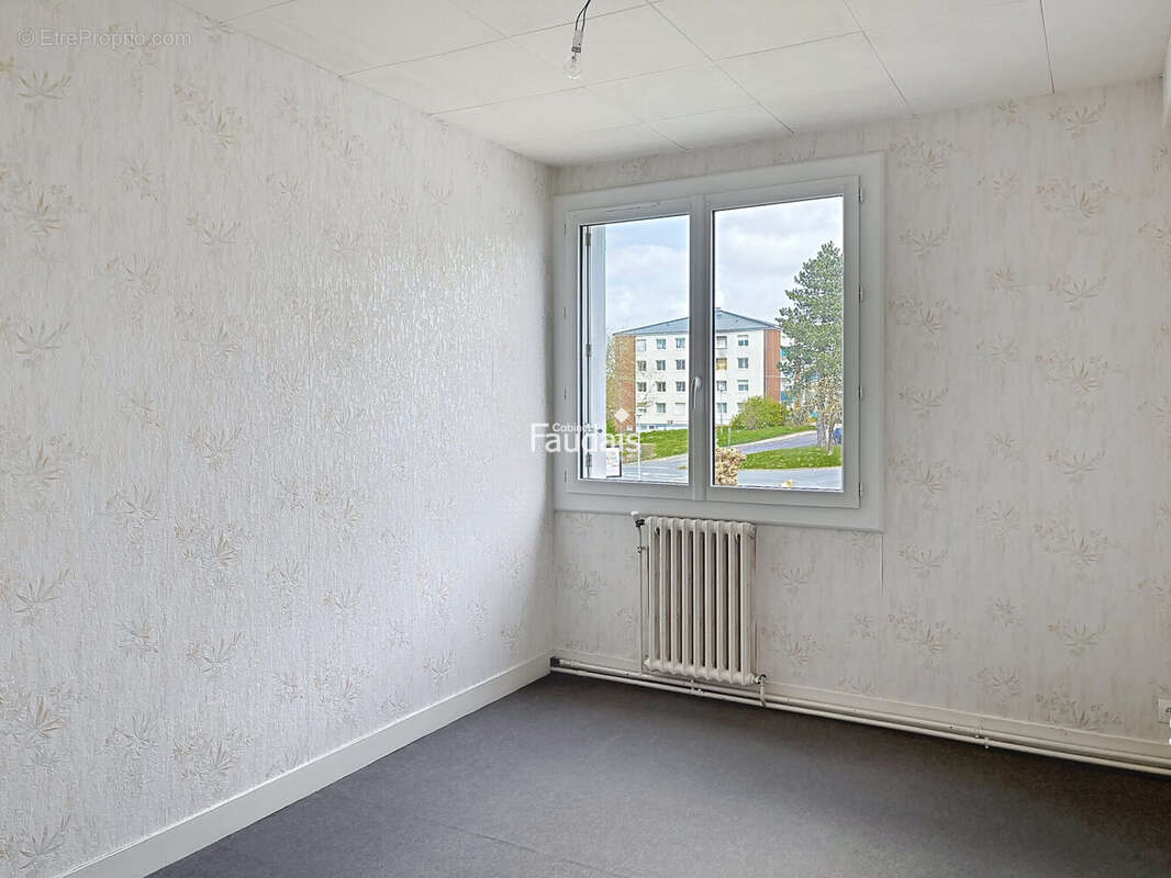 Appartement 72 m² à Coutances  - photo 6