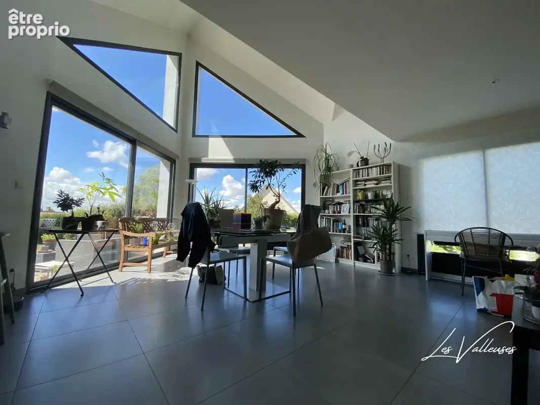 Maison 5 pièces 167 m² à vendre à Hautot-Sur-Mer (76550) - photo 2