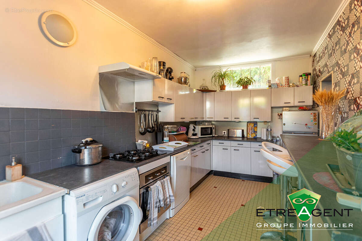 Maison BERNAY - 110 m² - 4 chambres - photo 5